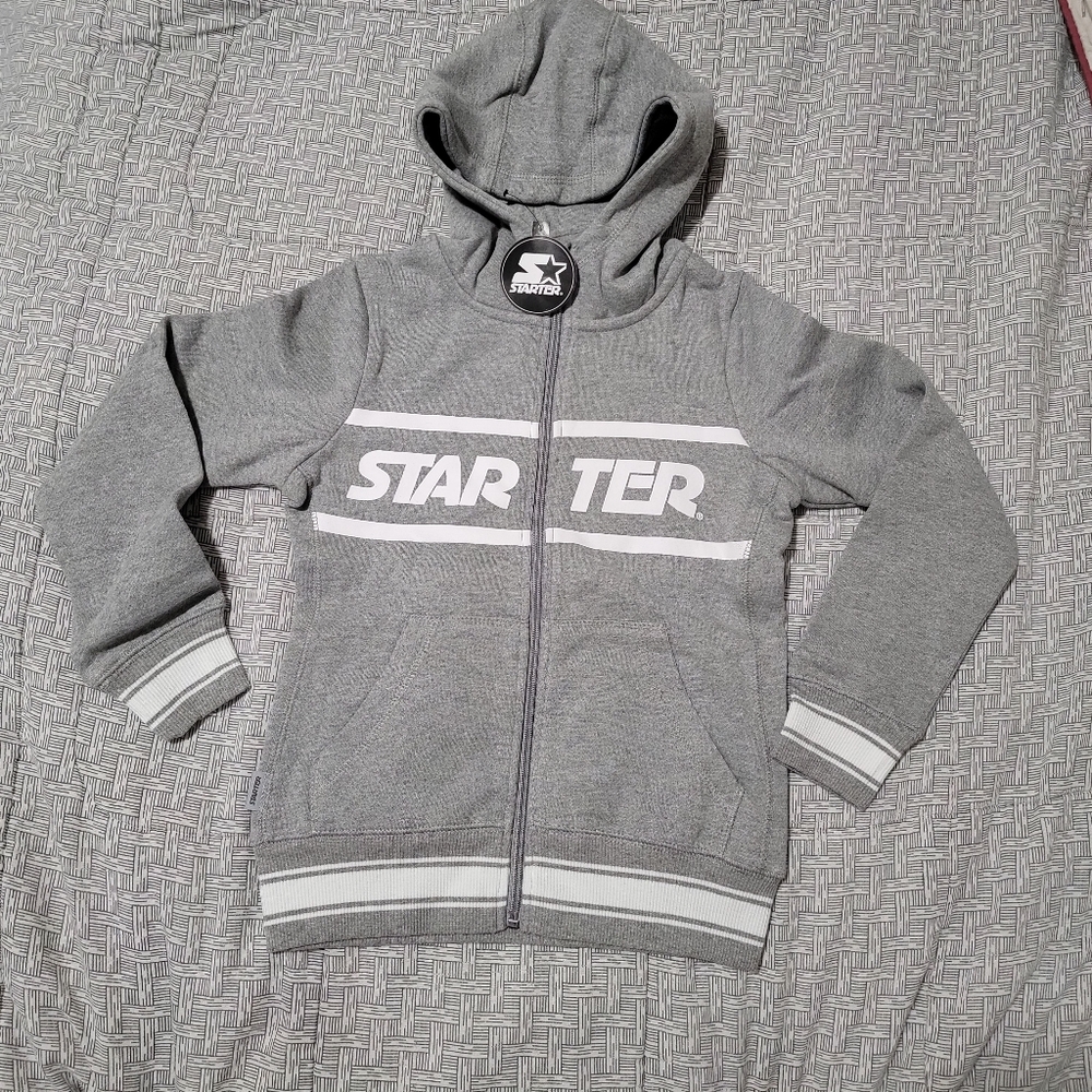 Starter Boys zip up logo hoodies M